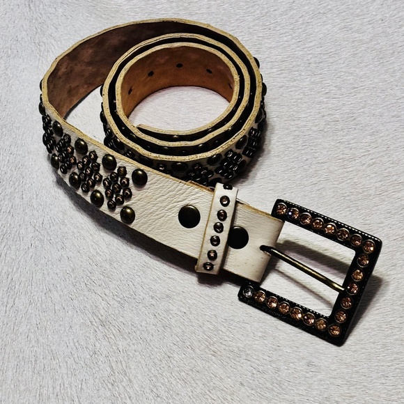 Leather Rock Studded Women display picture 3
